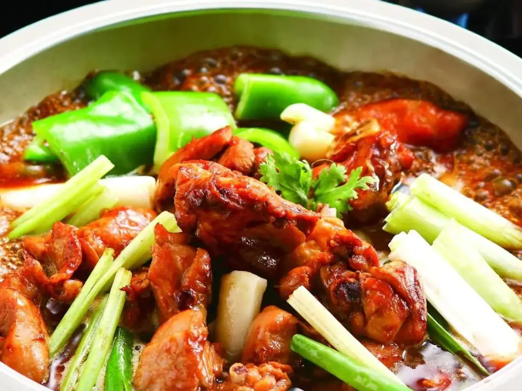 Huadiao Chicken Pot