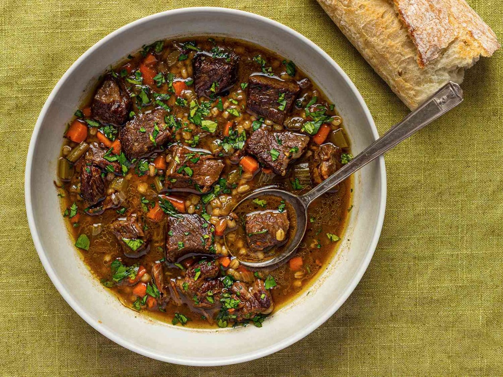 Traditional Slow-Boiled Soup with Beef