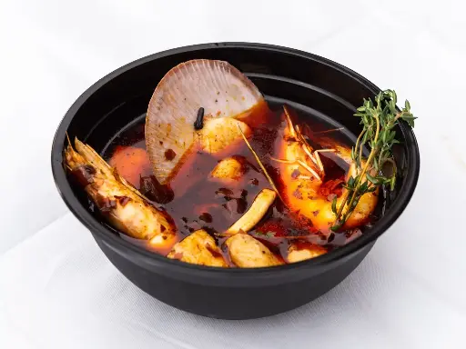 Seafood Deluxe Pot